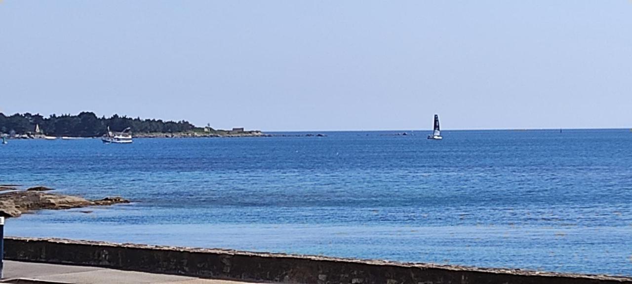 Appartement T3 De 74M2 Tres Lumineux Vue Panoramique Mer Et Plages Concarneau Esterno foto