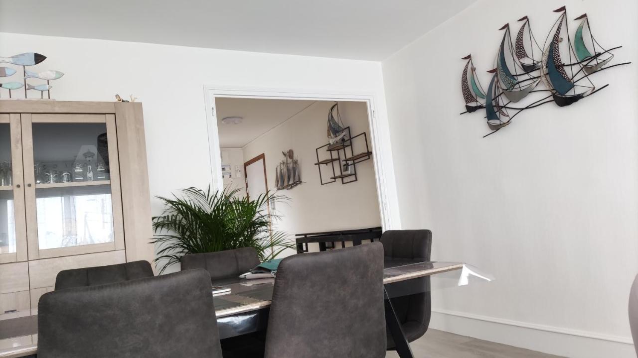 Appartement T3 De 74M2 Tres Lumineux Vue Panoramique Mer Et Plages Concarneau Esterno foto